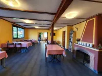 Lake Lodge Hostel - breakfast