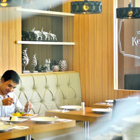 Avissa Suites