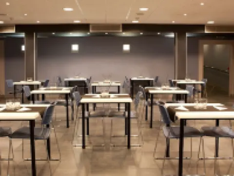 アパートメンツ ホテル サン パウ バルセロナのホテル