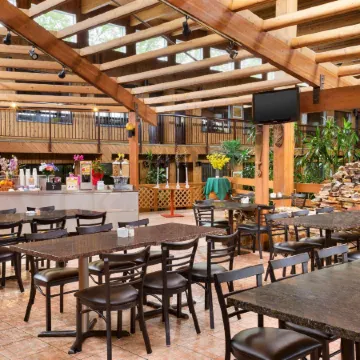 Super 8 by Wyndham Prince George