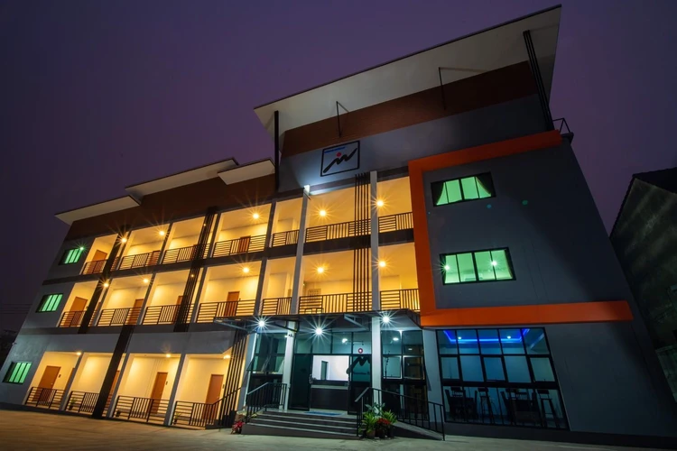 รูปภาพของมณีธรรม เรสซิเดนซ์ Maneetham Residence