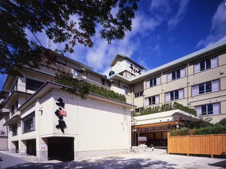 Kirakuya-Inn Отели в г. Корияма