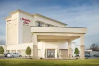 Hampton Inn Terre Haute - parking