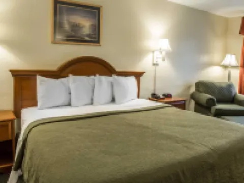 Quality Inn Elizabeth City Near University Hotels in Pasquotank County