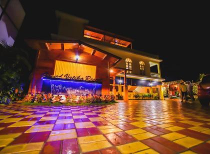 Grand Vatika Resort