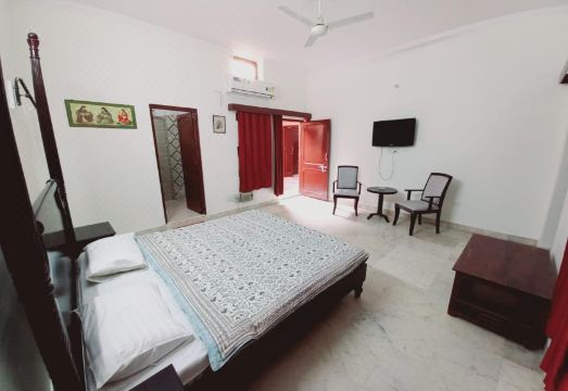 Hotel Gajendra Niwas Sun City - Housity