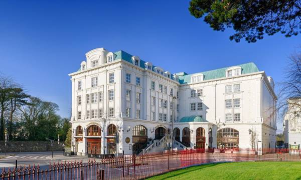 Killarney Plaza Hotel & Spa