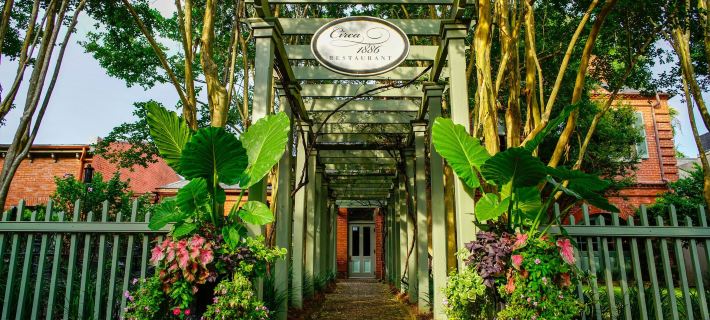 Wentworth Mansion Hotels in Charleston