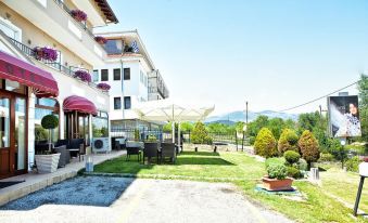 Anastassiou Hotel