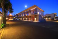 Fitzherbert Regency Motor Lodge Hotels in 