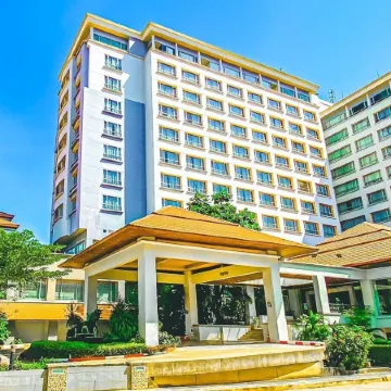 K Park Grand Hotel