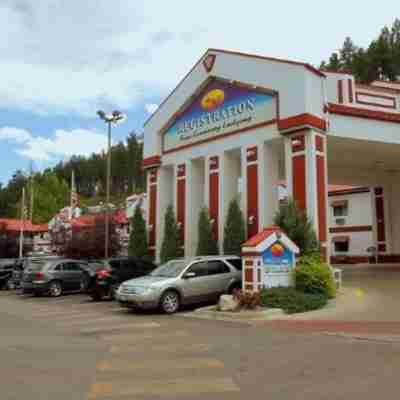 Ramada by Wyndham Keystone Near Mt Rushmore Hotel Exterior