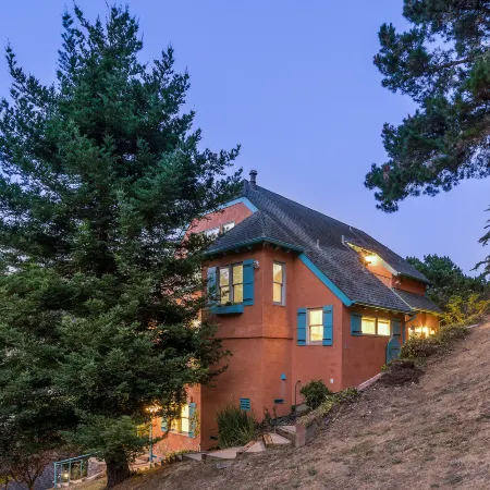 @ Marbella Lane - KnollTop Property | HotTub