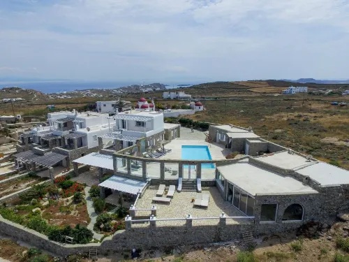 Senses Luxury Suites & Villas - breakfast