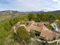 Eco Hotel Con Encanto Masía la Mota B&B - parking