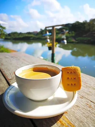 รูปภาพของน่านริมน้ำ