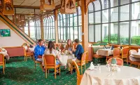 Evergreen Resort - breakfast