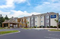 Microtel Inn & Suites by Wyndham Walterboro Các khách sạn ở Colleton County