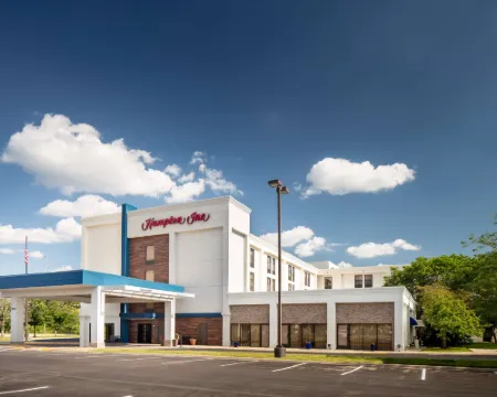 Hampton Inn Kansas City/Shawnee Mission Hotels in Shawnee