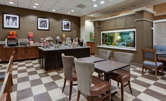 Hampton Inn Myrtle Beach Broadway at the Beach