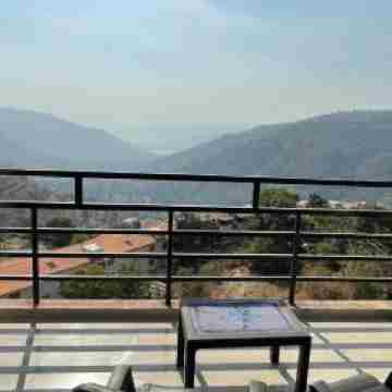 Belle-Vue Holiday Homes - 1BHK Apartments Rooms
