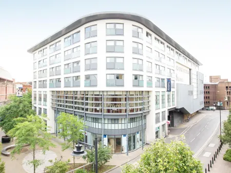 Travelodge Windsor Central Отели рядом с достопримечательностью «Dramatica»