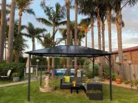 Sandbar Motel - 4-Star