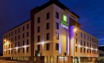 Holiday Inn Express Cheltenham Town Centre