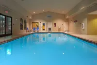 Spark by Hilton North Little Rock - Pools