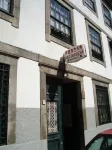 A Portuguesa Guest House Hotels near Palacete Pinto Leite
