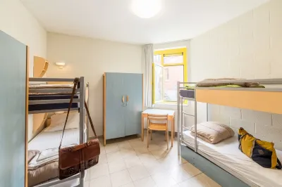 Auberge de Jeunesse de Namur - Hostel Hôtels à : 