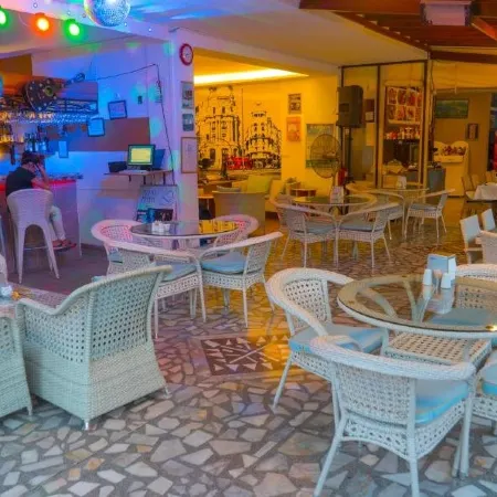 Arya Otel
