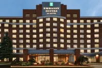Embassy Suites by Hilton Montreal Airport