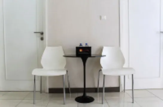 New Furnished 2Br Apartment at Silkwood Residence by Travelio