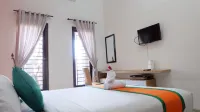 Homestay Syariah Sawitsari Dekat Pakuwon Mall Dan Ugm by Simply Homy