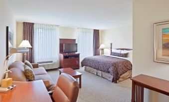 Staybridge Suites Everett - Paine Field, an IHG Hotel