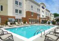 Candlewood Suites Grove City - Outlet Center Hoteles en Municipio de Springfield