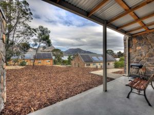 Freycinet Stone Studio 7