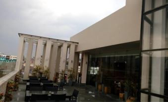 Hotel Poinisuk