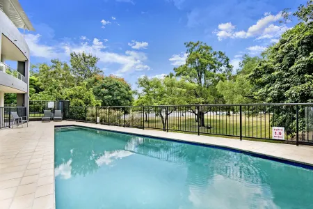 Inn on the Park Apartments