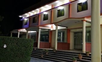 Bhittai Hotel