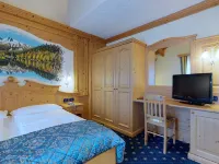 Hotel Madonna Delle Nevi
