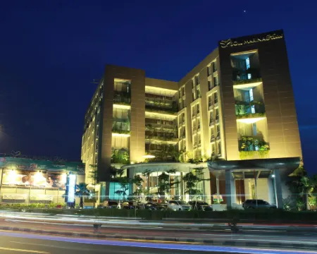 Soll Marina Hotel Serpong Hotels in North Serpong
