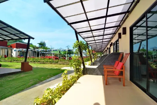 ซูพีเรียร์บังกะโล