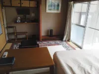 Guesthouse Farmor Hotels near Omishima Museum of Art