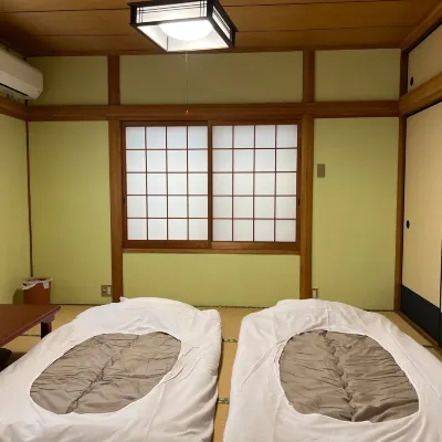 Akari Shima Hotels near Inoue Seikoen