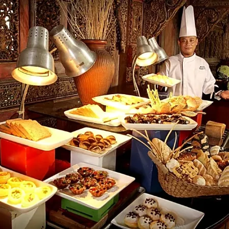 Laras Asri Resort & Spa