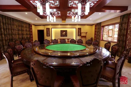 Jianhe Hot Spring Hotel Yang'asha Square Отели в г. Цзянхэ