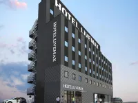 Hotel Livemax Takamatsu Eki Mae Hotels near Fusazaki Park