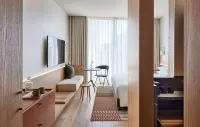 Hyatt Centric Melbourne Hotels near Fairbairn Park